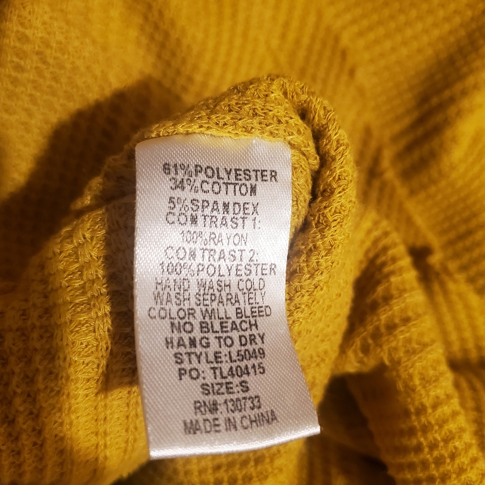 Umgee Oversized Waffle Knit Top Small Abstract Yellow Green Chartreuse F… - Picture 14 of 14